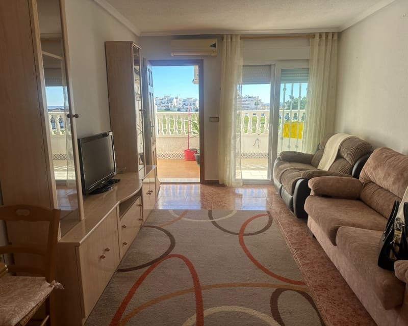 2 soverom Leilighet til salgs i Los Montesinos med svømmebasseng - € 125 000 (Ref: 9626816)