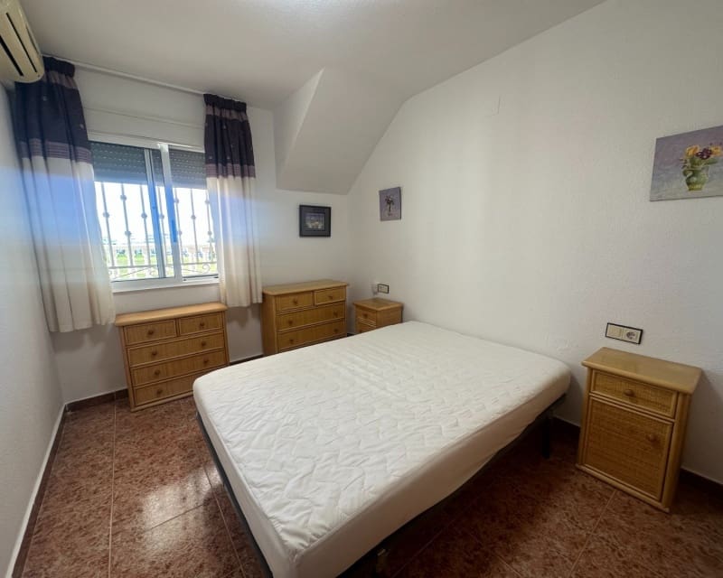 2 soverom Leilighet til salgs i Los Montesinos med svømmebasseng - € 125 000 (Ref: 9626816)