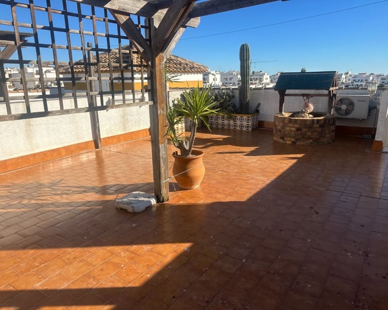 2 soverom Leilighet til salgs i Los Montesinos med svømmebasseng - € 125 000 (Ref: 9626816)