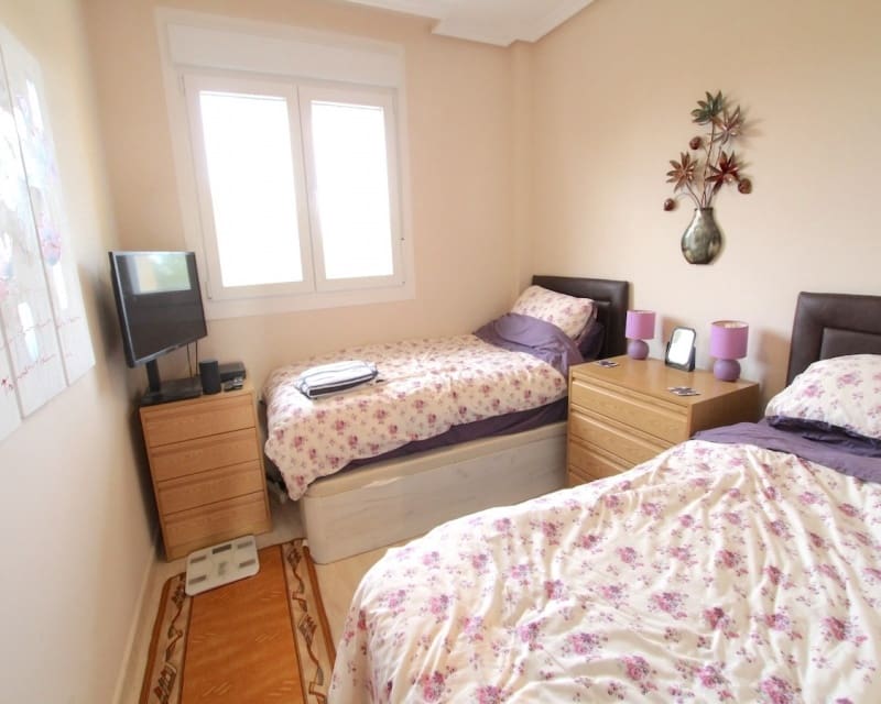 2 soveværelse Lejlighed til salg i Cabo Roig med swimmingpool - € 169.950 (Ref: 9626817)