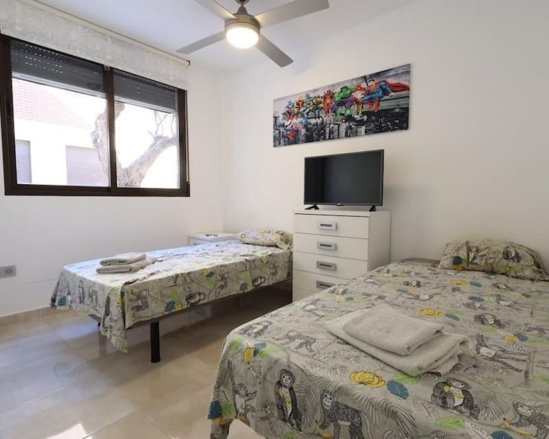 2 soverom Leilighet til salgs i Cabo Roig med svømmebasseng - € 185 000 (Ref: 9626818)