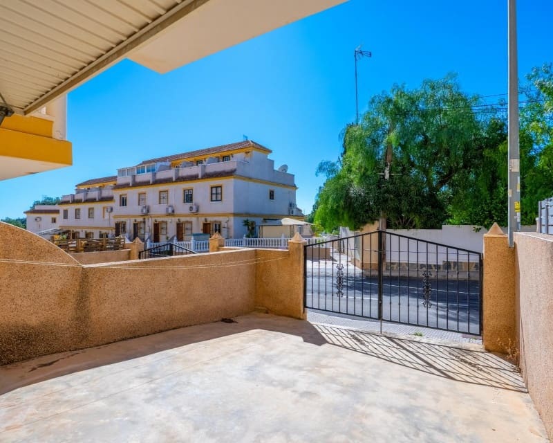 2 soverom Hus til salgs i Algorfa med svømmebasseng - € 155 000 (Ref: 9626819)