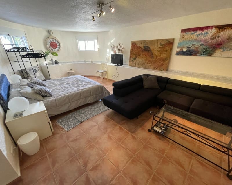 5 makuuhuone Huvila myytävänä paikassa Benimar mukana uima-altaan - 498 000 € (Ref: 9626822)