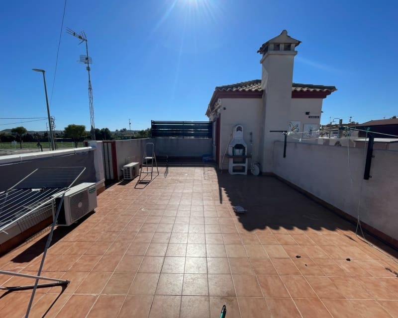 2 soveværelse Bungalow til salg i Daya Vieja med swimmingpool - € 148.000 (Ref: 9626824)