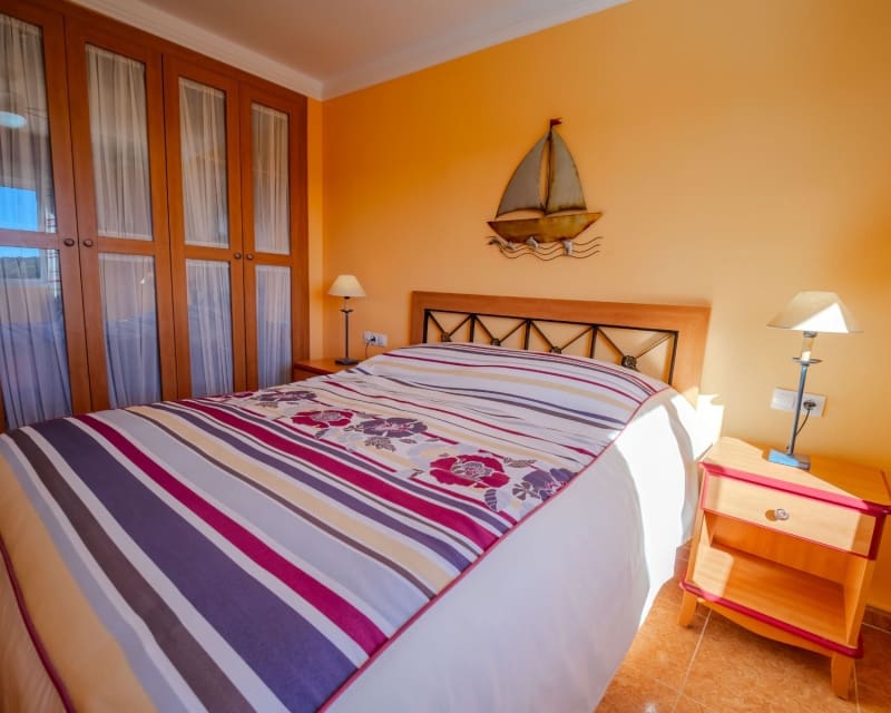 2 makuuhuone Huoneisto myytävänä paikassa Guardamar del Segura mukana uima-altaan - 169 950 € (Ref: 9640912)