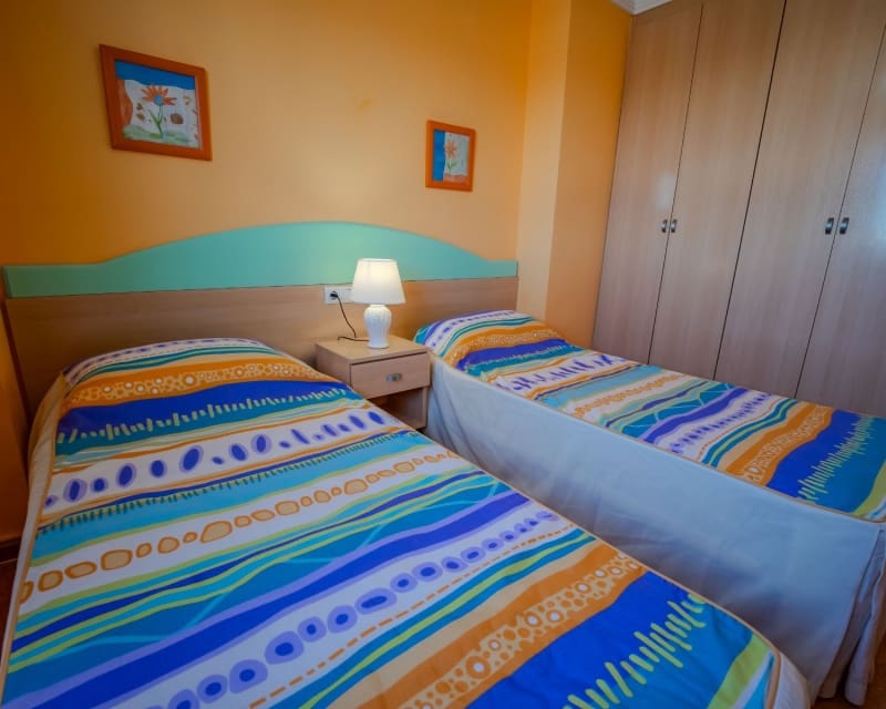 2 makuuhuone Huoneisto myytävänä paikassa Guardamar del Segura mukana uima-altaan - 169 950 € (Ref: 9640912)