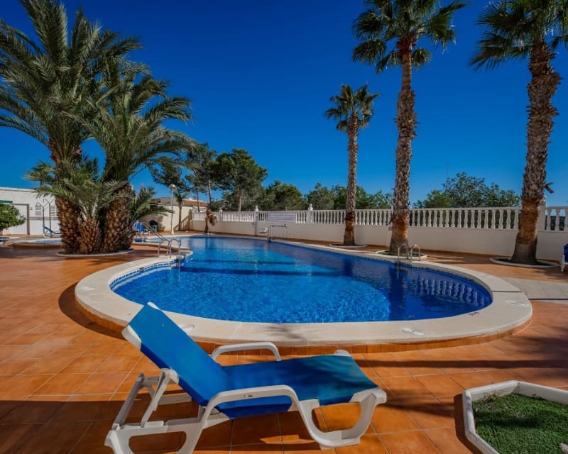 2 makuuhuone Huoneisto myytävänä paikassa Guardamar del Segura mukana uima-altaan - 169 950 € (Ref: 9640912)