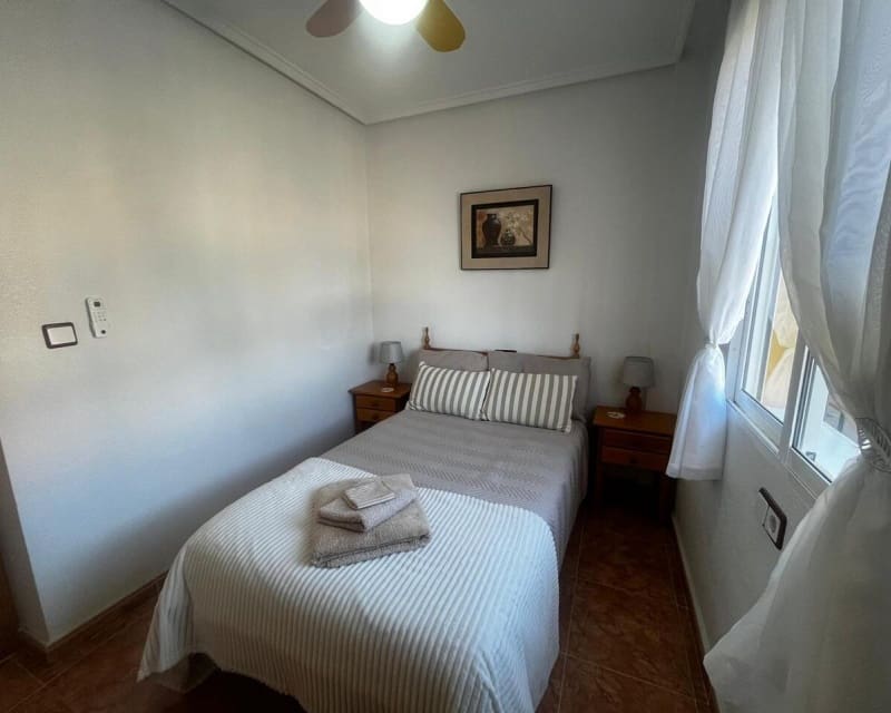 Apartamento de 2 habitaciones en Algorfa en venta con piscina - 127.000 € (Ref: 9640913)