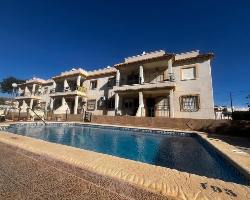Apartamento de 2 habitaciones en Algorfa en venta con piscina - 127.000 € (Ref: 9640913)