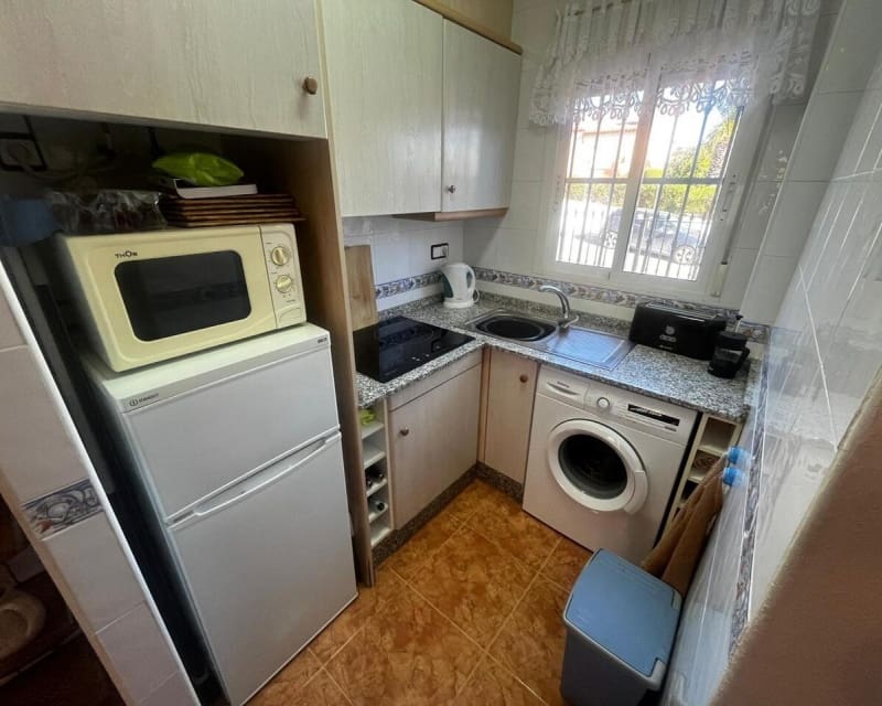 Apartamento de 2 habitaciones en Algorfa en venta con piscina - 127.000 € (Ref: 9640913)