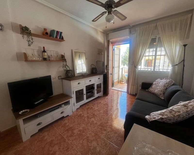 Apartamento de 2 habitaciones en Algorfa en venta con piscina - 127.000 € (Ref: 9640913)