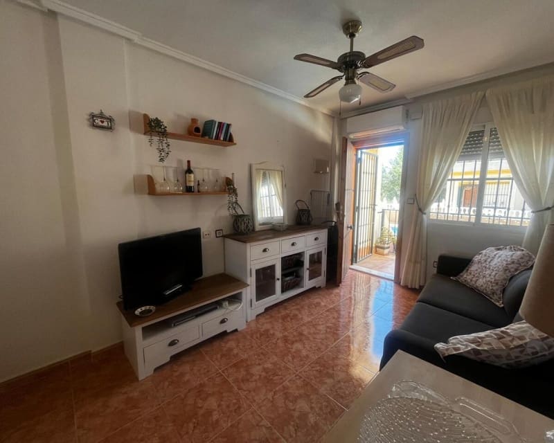 Apartamento de 2 habitaciones en Algorfa en venta con piscina - 127.000 € (Ref: 9640913)