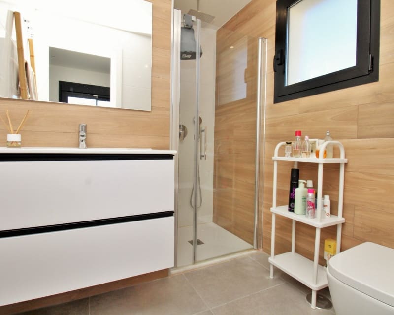 2 makuuhuone Huoneisto myytävänä paikassa Villamartin mukana uima-altaan - 299 000 € (Ref: 9640916)