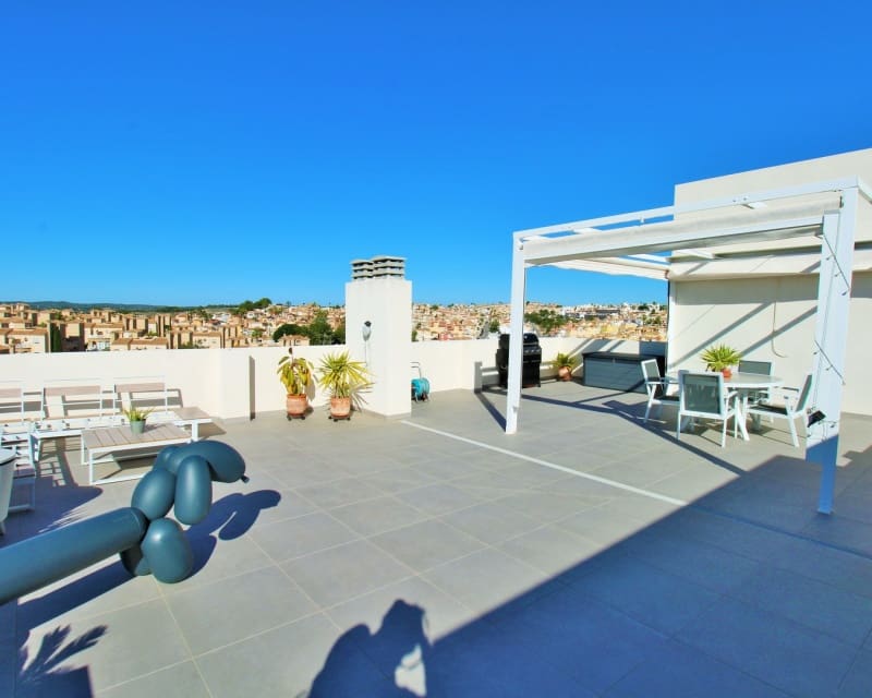 2 makuuhuone Huoneisto myytävänä paikassa Villamartin mukana uima-altaan - 299 000 € (Ref: 9640916)