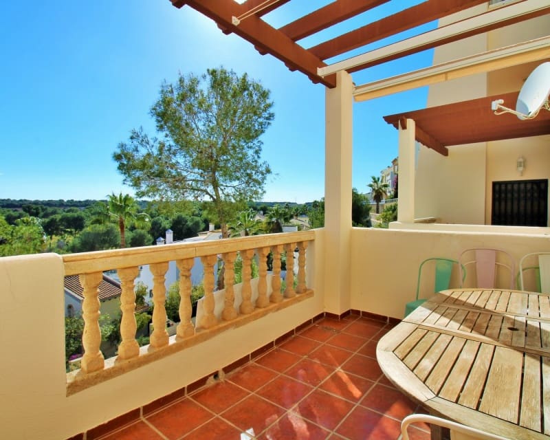 2 Zimmer Apartment zu verkaufen in Villamartin mit Pool - 199.900 € (Ref: 9640917)