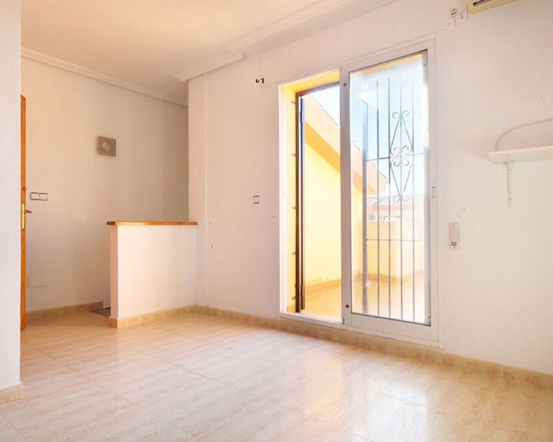 3 bedroom Townhouse for sale in Cabo Roig with pool - € 239,950 (Ref: 9640920)