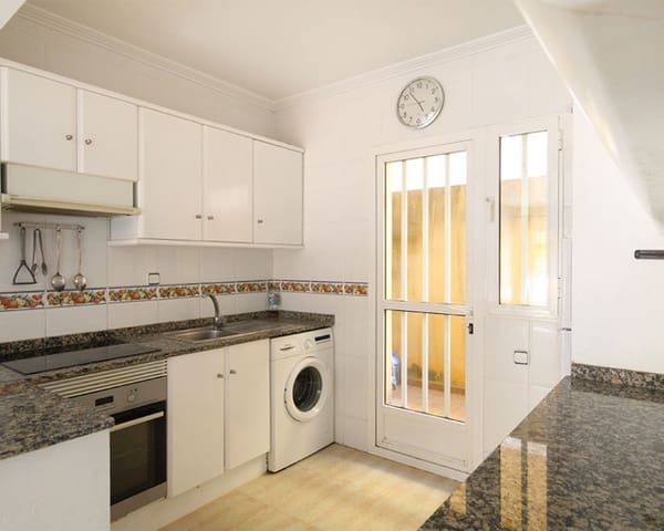 3 bedroom Townhouse for sale in Cabo Roig, Orihuela with pool - € 239,950 (Ref: 9640920)