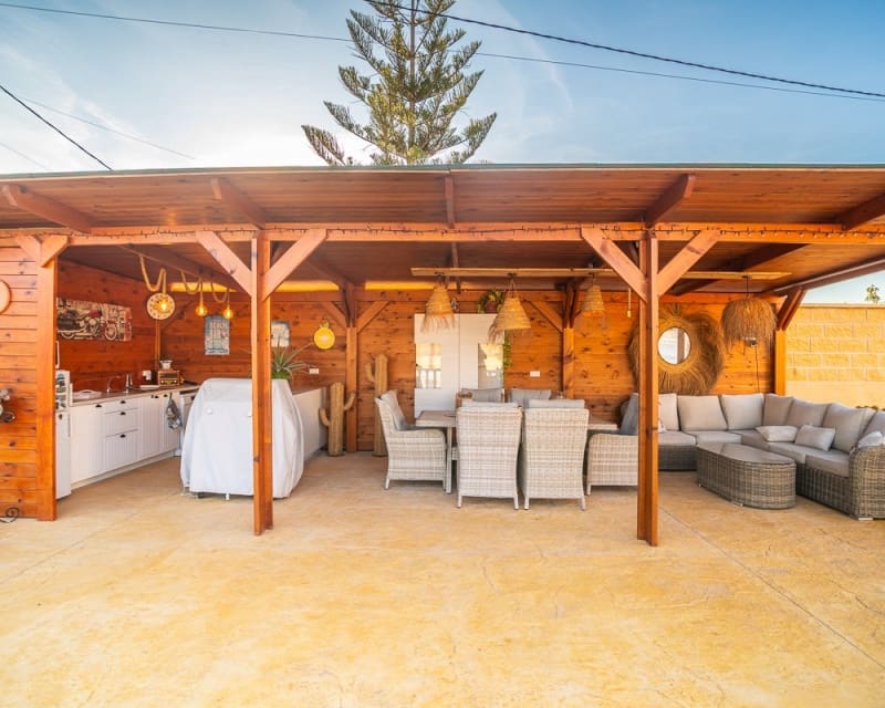 3 makuuhuone Huvila myytävänä paikassa Catral mukana uima-altaan - 429 500 € (Ref: 9640923)