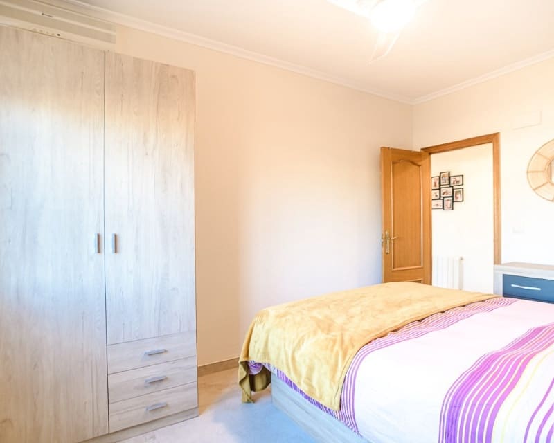 3 makuuhuone Huvila myytävänä paikassa Catral mukana uima-altaan - 429 500 € (Ref: 9640923)