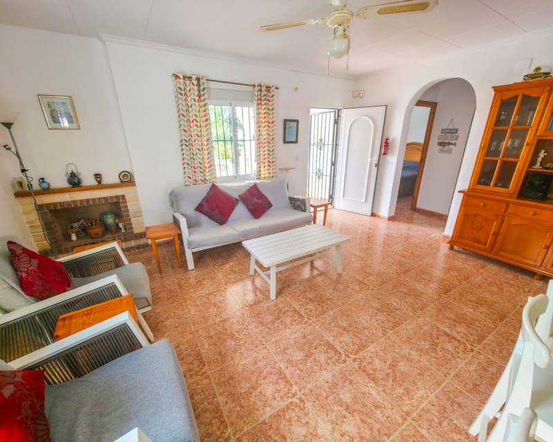 4 makuuhuone Huvila myytävänä paikassa San Luis mukana uima-altaan - 449 950 € (Ref: 9640924)