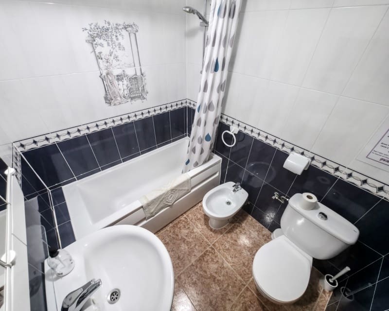 4 makuuhuone Huvila myytävänä paikassa San Luis mukana uima-altaan - 449 950 € (Ref: 9640924)