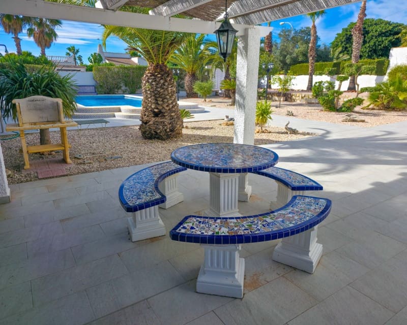 4 makuuhuone Huvila myytävänä paikassa San Luis mukana uima-altaan - 449 950 € (Ref: 9640924)