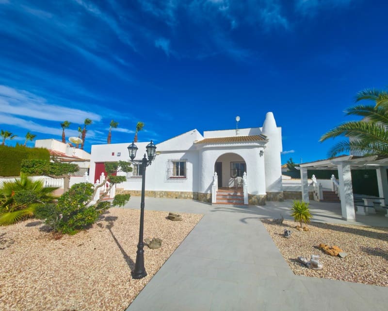 4 makuuhuone Huvila myytävänä paikassa San Luis mukana uima-altaan - 449 950 € (Ref: 9640924)