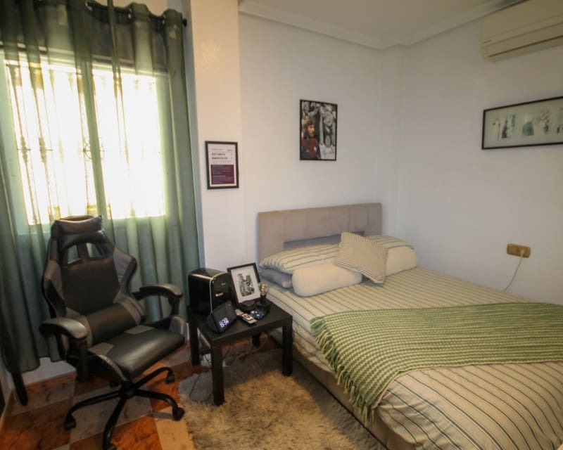 2 makuuhuone Huoneisto myytävänä paikassa Villamartin - 139 999 € (Ref: 9640926)