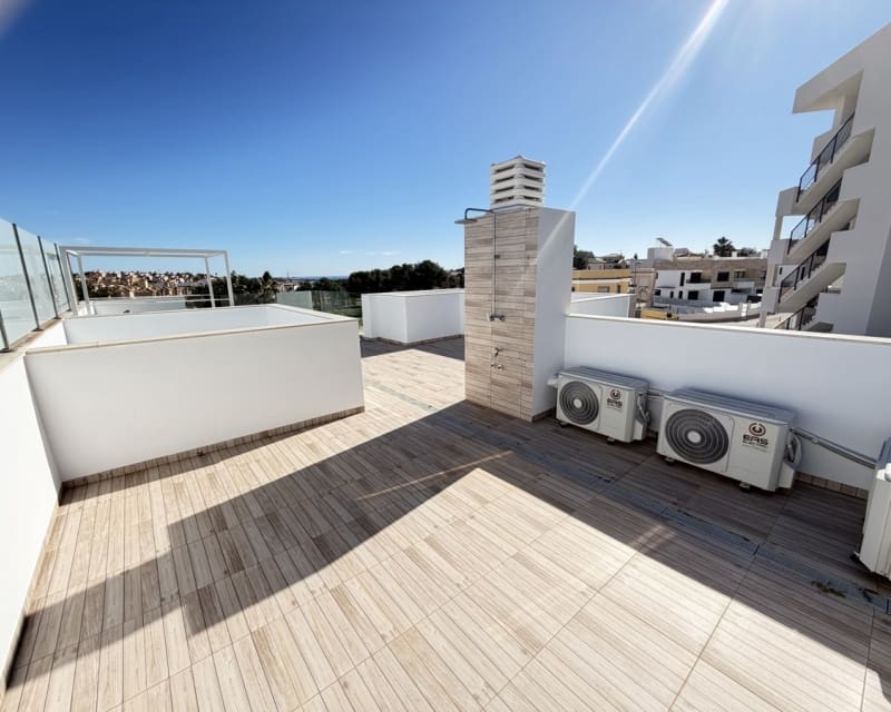 4 sypialnia Willa na sprzedaż w Villamartin z basenem - 595 000 € (Ref: 9640928)