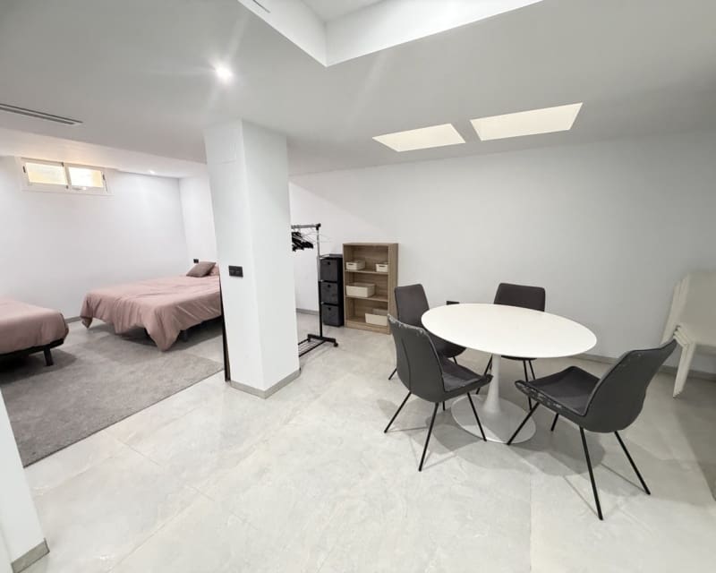 4 sypialnia Willa na sprzedaż w Villamartin z basenem - 595 000 € (Ref: 9640928)