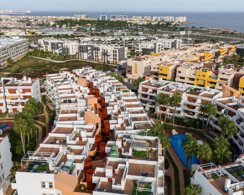 3 makuuhuone Huoneisto myytävänä paikassa Playa Flamenca mukana uima-altaan - 289 000 € (Ref: 9640929)