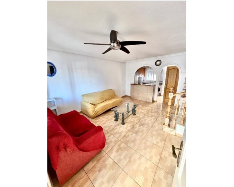 3 quarto Casa em Banda para venda em Playa Flamenca com piscina - 248 000 € (Ref: 9640932)