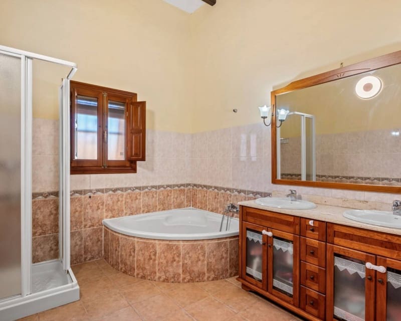 Finca/Casa Rural de 3 habitaciones en Rafal en venta con piscina - 650.000 € (Ref: 9650615)