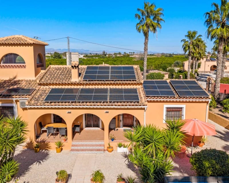 Finca/Casa Rural de 3 habitaciones en Rafal en venta con piscina - 650.000 € (Ref: 9650615)