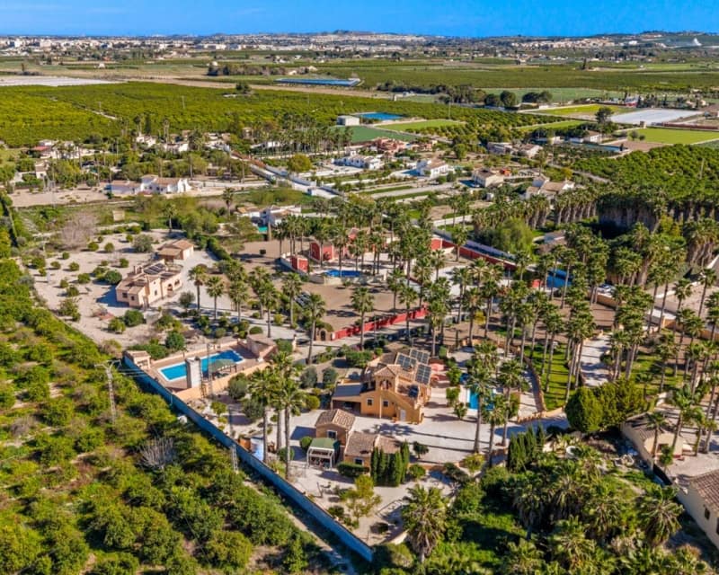 Finca/Casa Rural de 3 habitaciones en Rafal en venta con piscina - 650.000 € (Ref: 9650615)