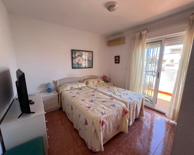 3 bedroom Villa for sale in Los Montesinos with pool - € 189,000 (Ref: 9650616)