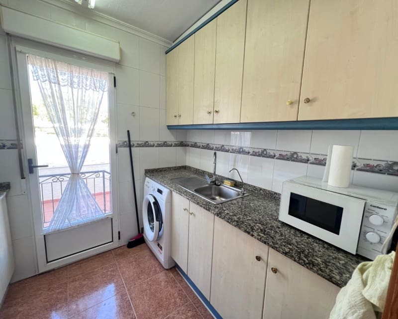 3 bedroom Villa for sale in Los Montesinos with pool - € 189,000 (Ref: 9650616)