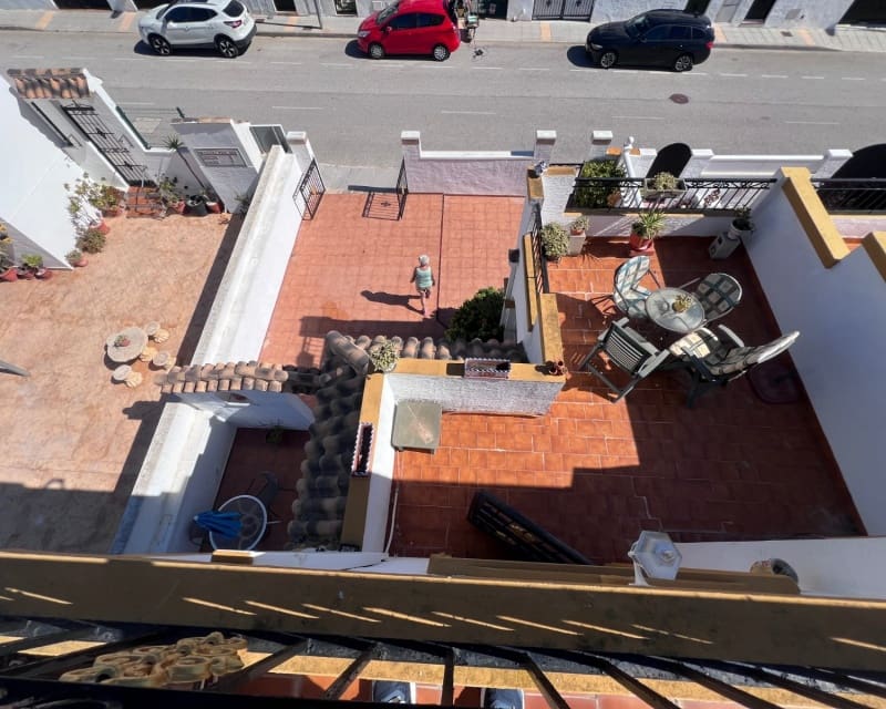 3 bedroom Villa for sale in Los Montesinos with pool - € 189,000 (Ref: 9650616)