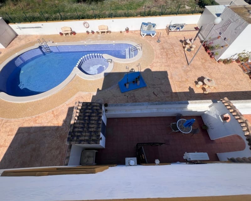 3 bedroom Villa for sale in Los Montesinos with pool - € 189,000 (Ref: 9650616)