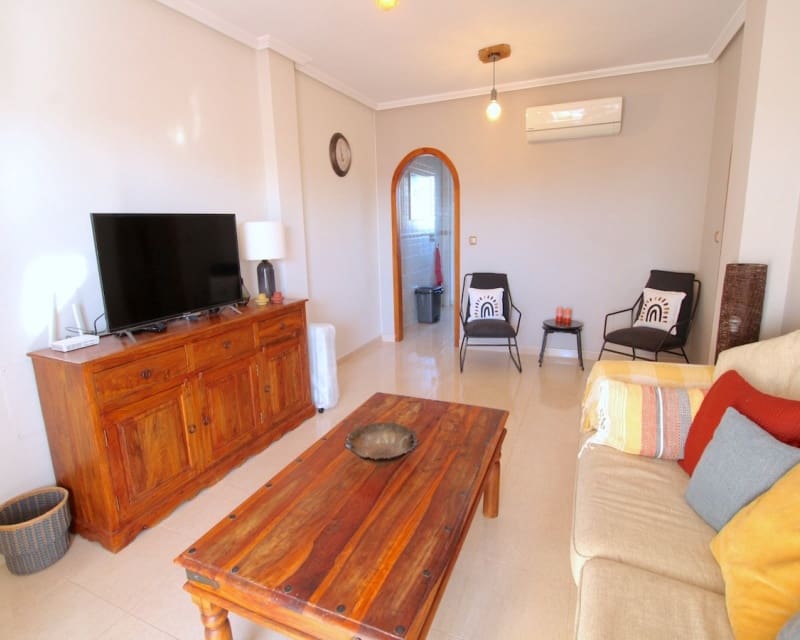 2 makuuhuone Huoneisto myytävänä paikassa Cabo Roig mukana uima-altaan - 149 000 € (Ref: 9650617)