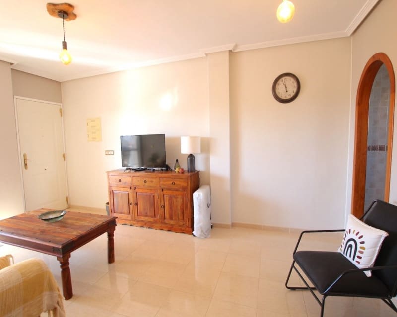 2 makuuhuone Huoneisto myytävänä paikassa Cabo Roig mukana uima-altaan - 149 000 € (Ref: 9650617)