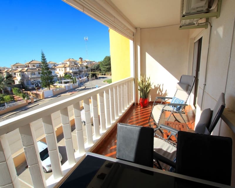 2 makuuhuone Huoneisto myytävänä paikassa Cabo Roig mukana uima-altaan - 149 000 € (Ref: 9650617)