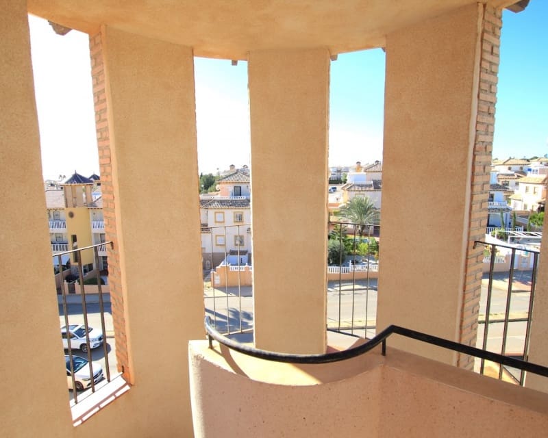 2 makuuhuone Huoneisto myytävänä paikassa Cabo Roig mukana uima-altaan - 149 000 € (Ref: 9650617)