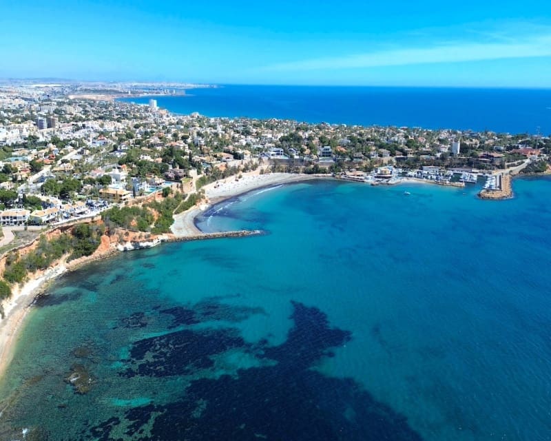 2 makuuhuone Huoneisto myytävänä paikassa Cabo Roig mukana uima-altaan - 149 000 € (Ref: 9650617)