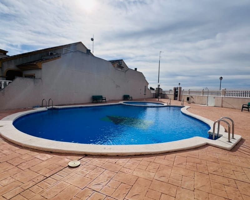 3 Zimmer Bungalow zu verkaufen in Daya Nueva mit Pool - 159.950 € (Ref: 9650618)