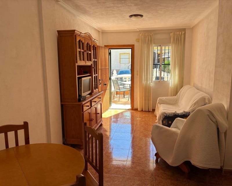 2 bedroom Apartment for sale in Algorfa with pool - € 119,500 (Ref: 9653134)