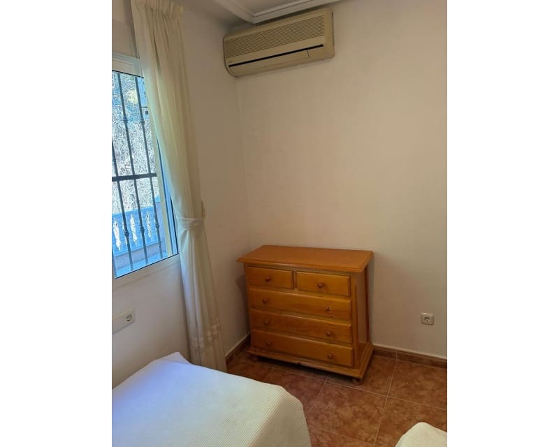 2 bedroom Apartment for sale in Algorfa with pool - € 119,500 (Ref: 9653134)