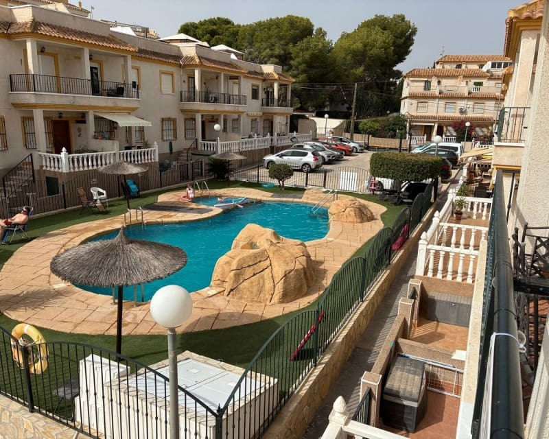 2 bedroom Apartment for sale in Algorfa with pool - € 119,500 (Ref: 9653134)