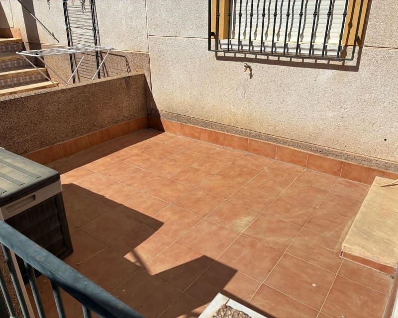 2 bedroom Apartment for sale in Algorfa with pool - € 119,500 (Ref: 9653134)