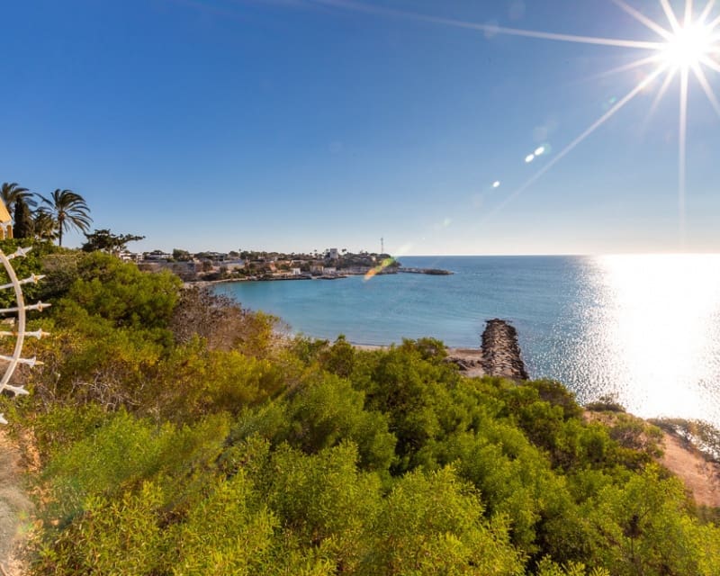 Chalet de 3 habitaciones en Cabo Roig en venta con piscina - 239.000 € (Ref: 9699940)